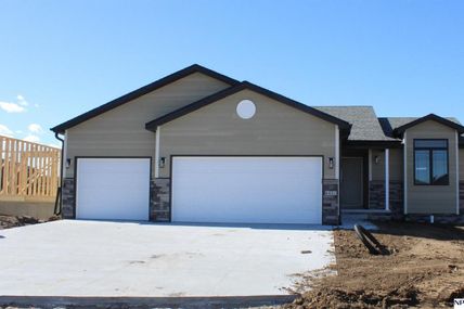 6421 N 12th Court , Lincoln, NE 68521