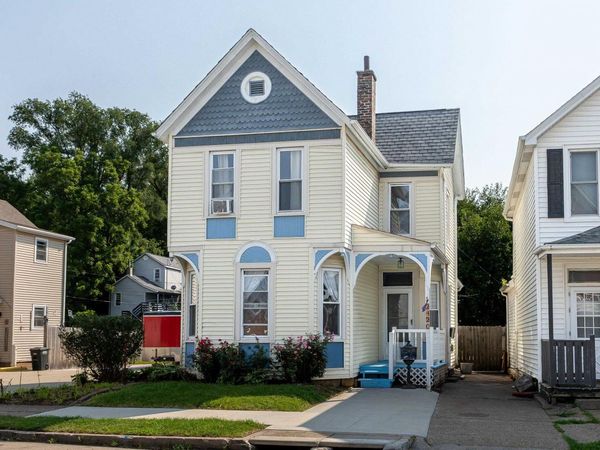 2420 Windsor Avenue, Dubuque, IA 52001