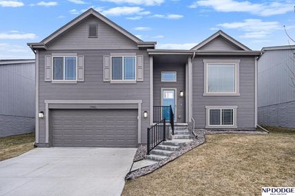 7902 N 149th Street , Bennington, NE 68007
