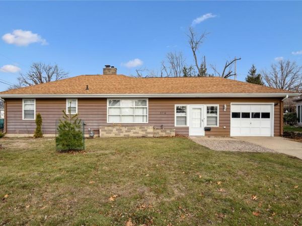 3214 Mansfield Avenue SE, Cedar Rapids, IA 52403