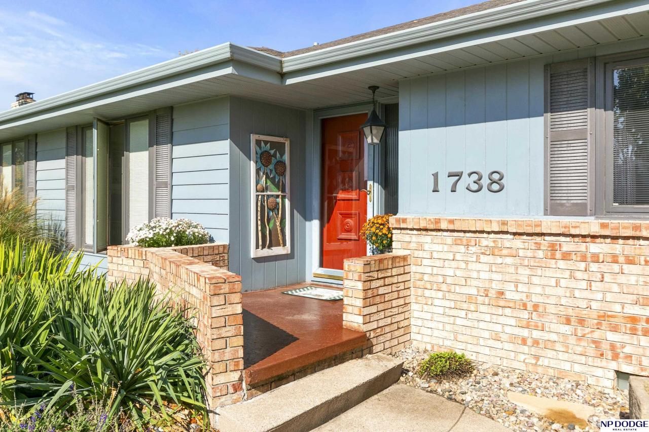 1738 Parkview Drive , Fremont, NE 68025