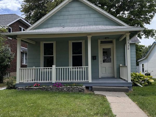1315 N 7Th Street, Burlington, IA 52601