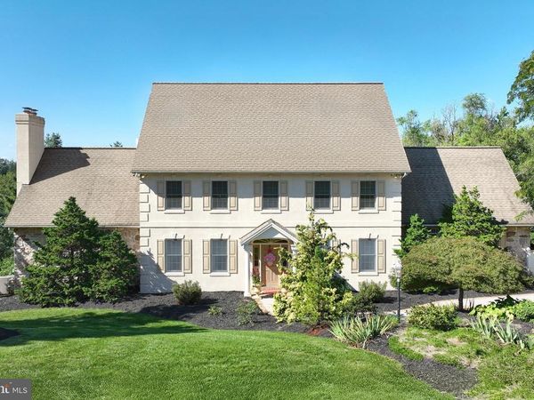 1690 WYNDHAM DRIVE, YORK, PA 17403