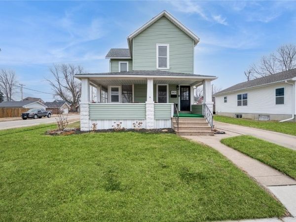 1801 1st Street SW, Cedar Rapids, IA 52404