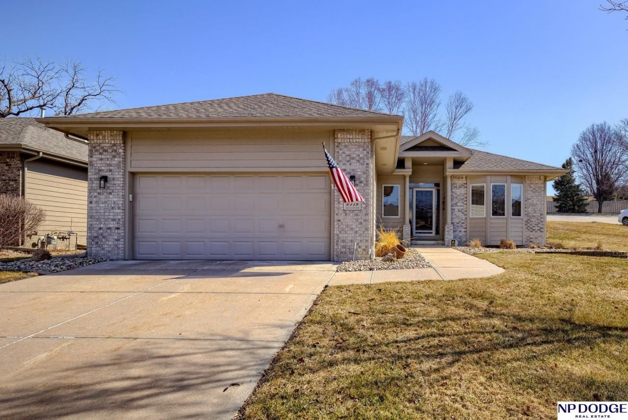 6119 S 146 Street , Omaha, NE 68137