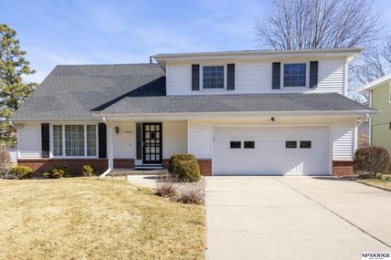 13636 Montclair Drive , Omaha, NE 68144