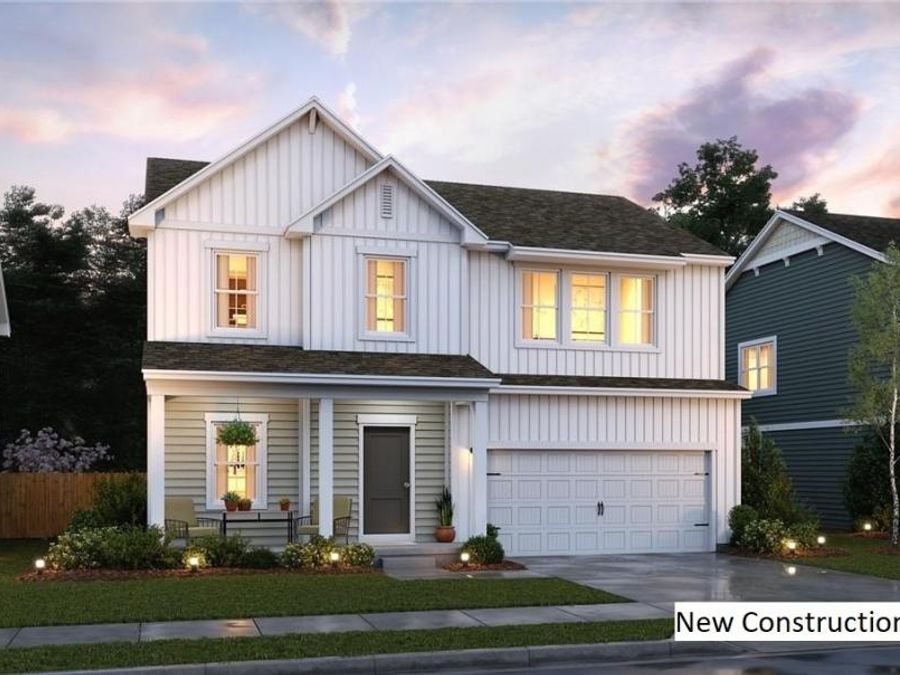 352 Golden Apple Drive NE, Louisville, OH 44641 Photo 1