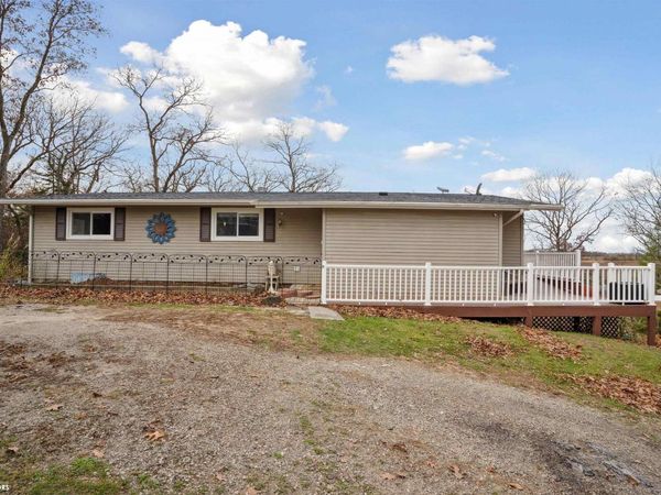 2905 Lexington Avenue, Mount Pleasant, IA 52641
