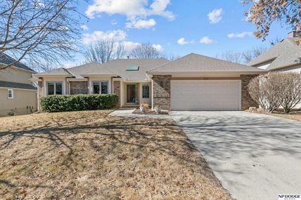 216 N 162nd Street , Omaha, NE 68118