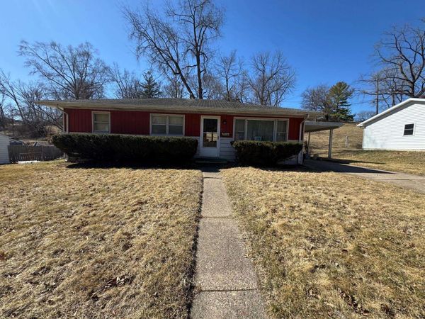 2196 Orchard Drive, Dubuque, IA 52003