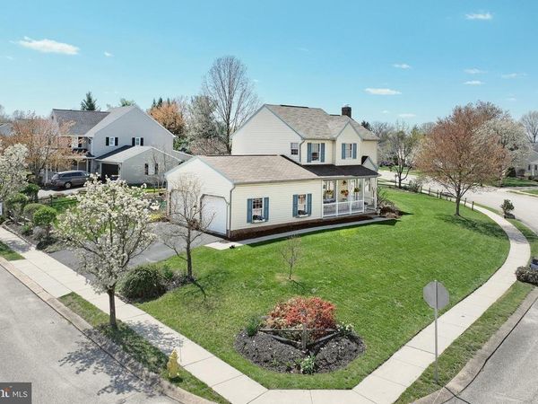 2912 QUAIL LANE, YORK, PA 17408