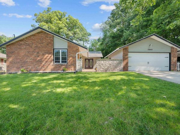 12405 NIABI ZOO Road, Coal Valley, IL 00000