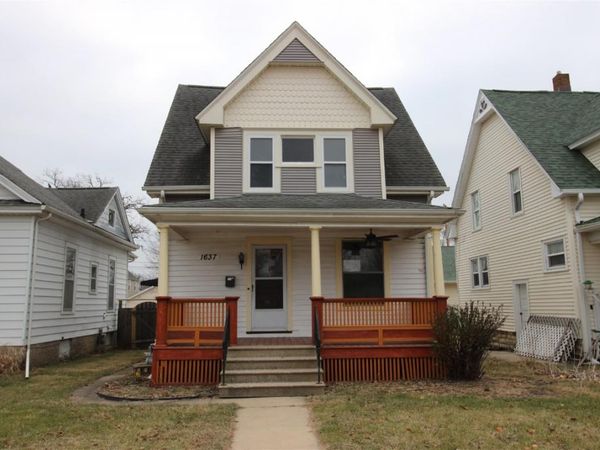1637 D Avenue NE, Cedar Rapids, IA 52402