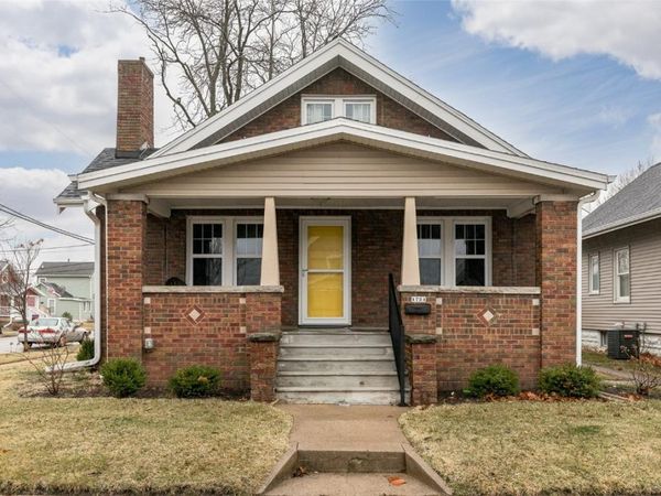 1724 Hamilton Street SW, Cedar Rapids, IA 52404