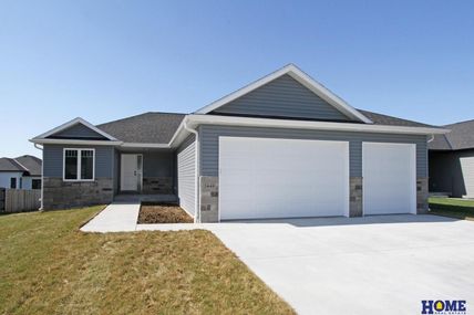 1449 W Beartooth Drive, Lincoln, NE 68510