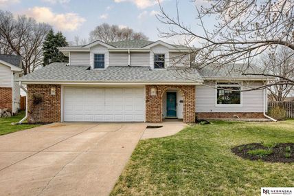 9344 Y Street, Omaha, NE 68127