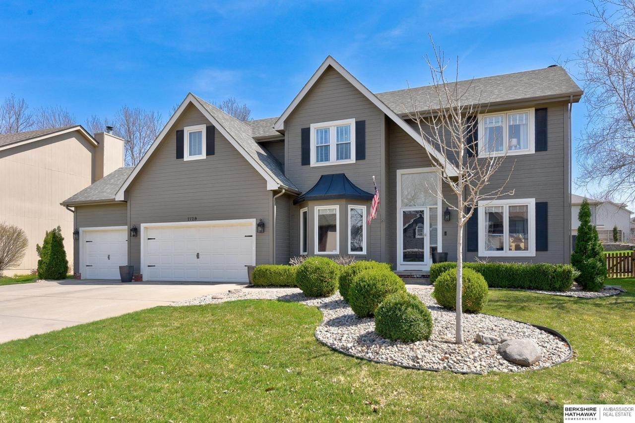 1729 S 177th Avenue, Omaha, NE 68130