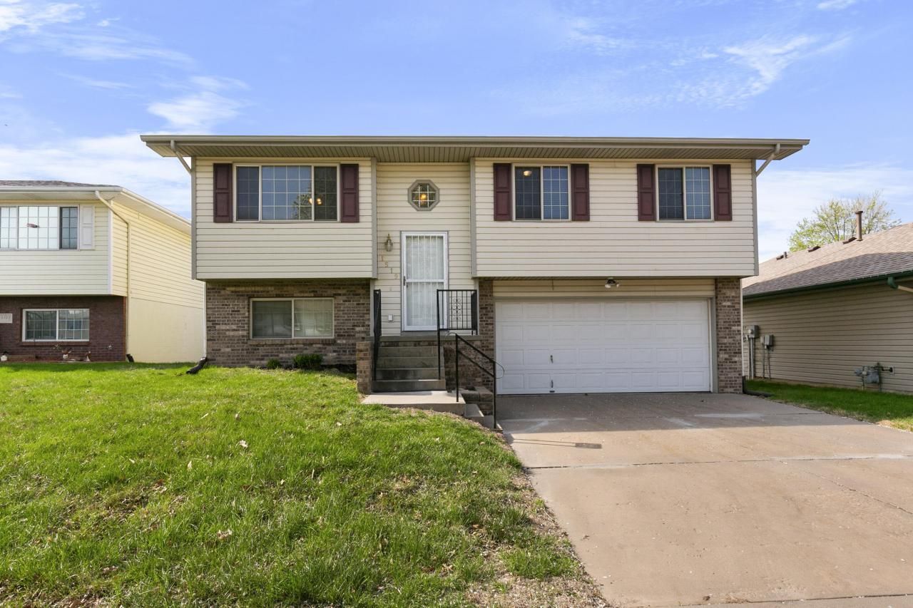 1519 24TH AVENUE Avenue, COUNCIL BLUFFS, IA 51501