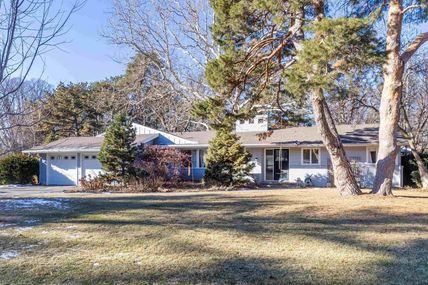 915 Piedmont Road, Lincoln, NE 68510