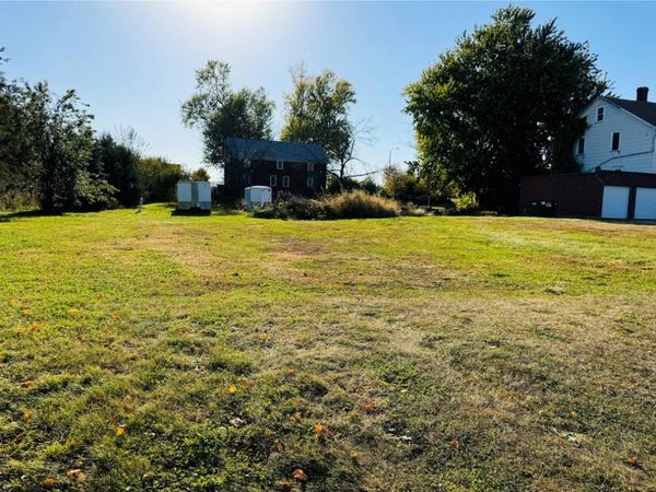 711 47th Avenue , Amana, IA 52203
