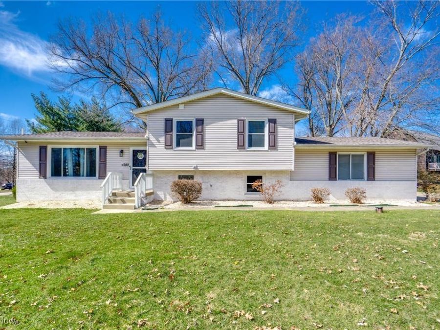 4280 Slaughter Road, Uniontown, OH 44685 Photo 1