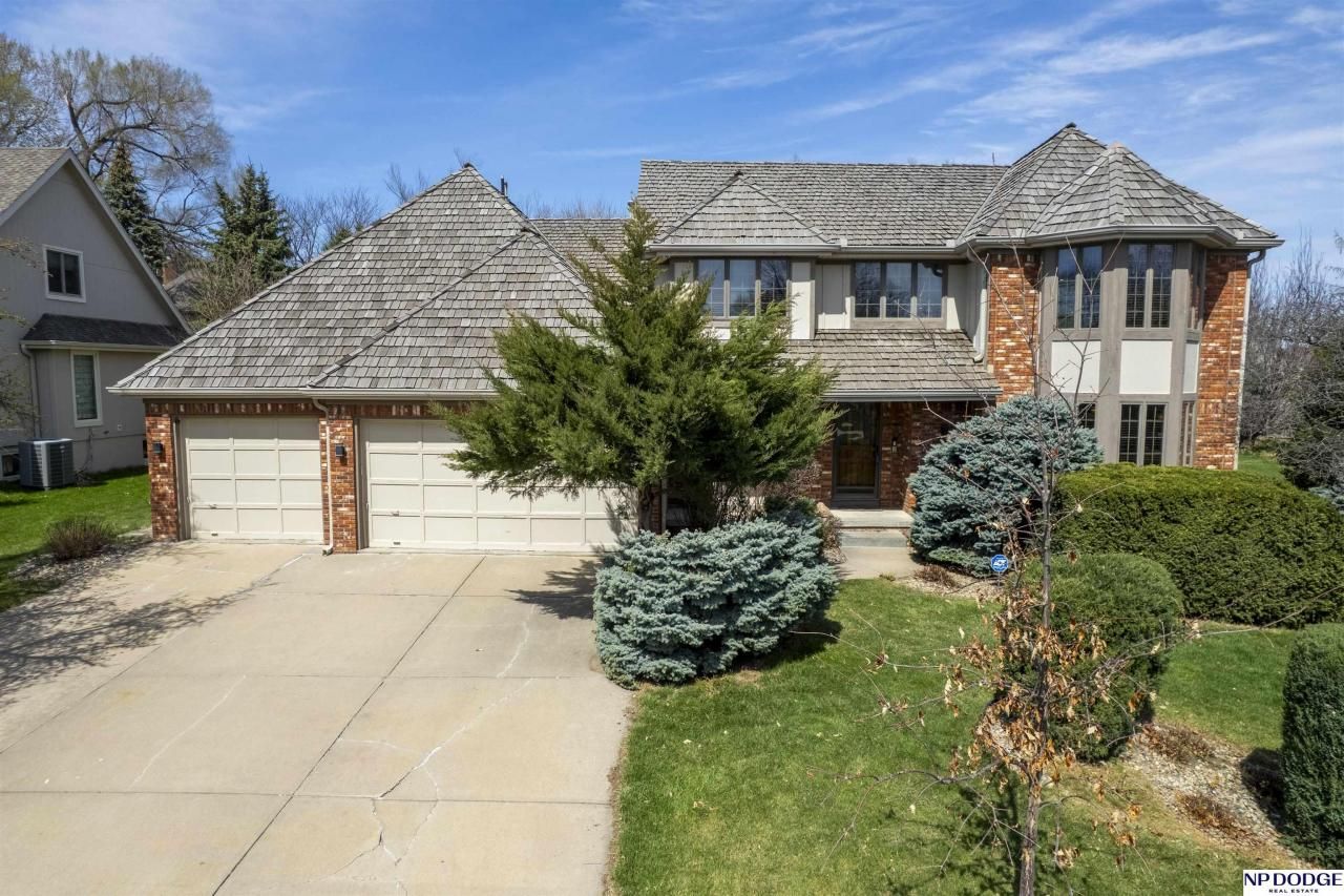 12930 Hamilton Street, Omaha, NE 68154