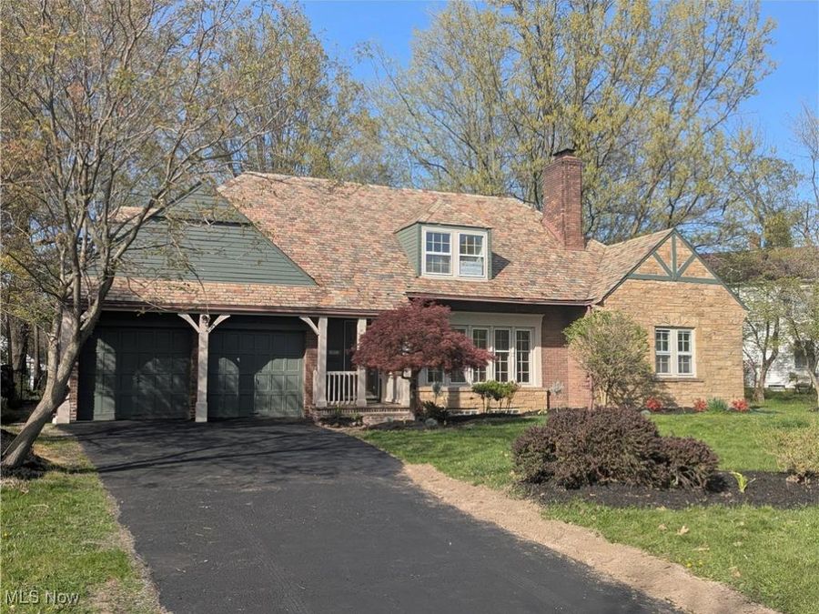 1321 Forest Hills Boulevard, Cleveland Heights, OH 44118 Photo 1