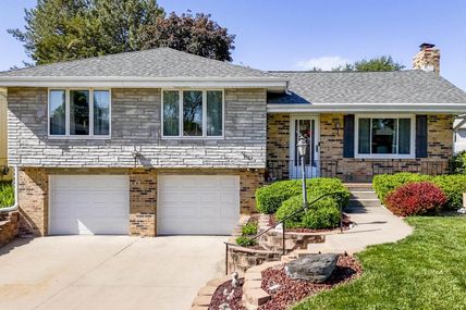 10111 O Street , Omaha, NE 68127