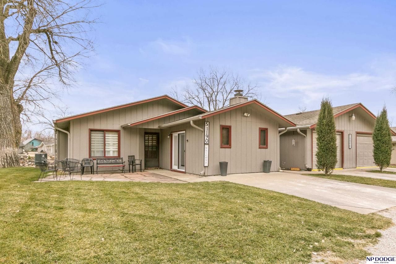 S-1190 N Lake Shore Drive , Fremont, NE 68025