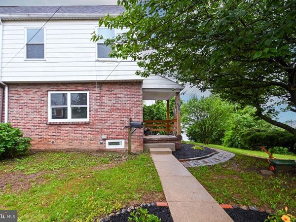 650 WINDSOR STREET , YORK, PA 17403