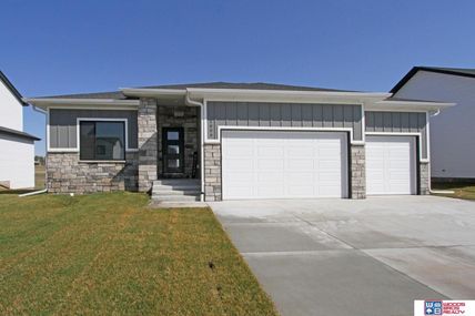 1006 W Panorama Road , Lincoln, NE 68523