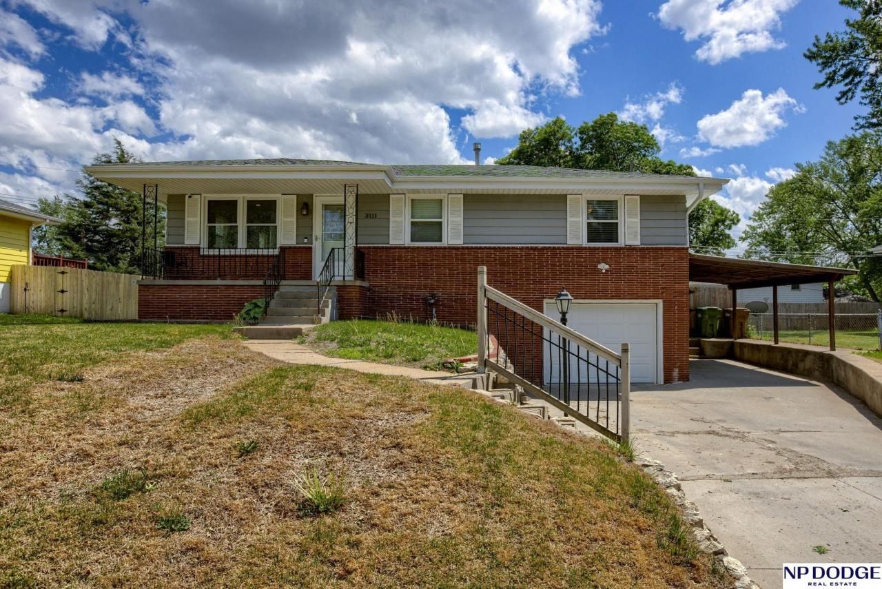 3111 Albert Street , Bellevue, NE 68147