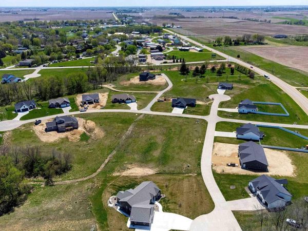 27087 181ST Street, Long Grove, IA 52756