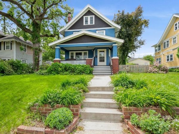 2039 Bever Avenue SE, Cedar Rapids, IA 52403