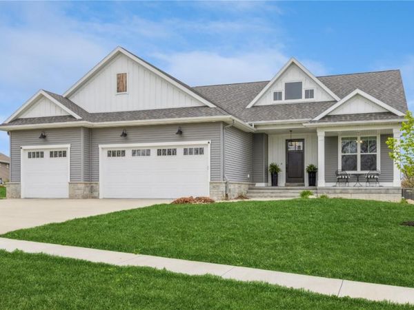 4272 Churchill Drive , Marion, IA 52302