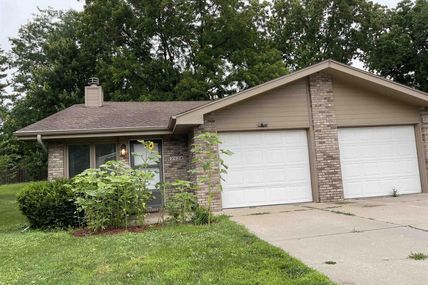 2528 Benson Gardens Boulevard , Omaha, NE 68134