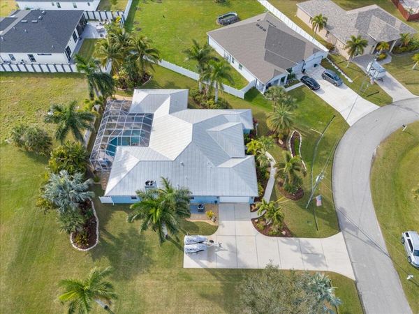 2592 SW Galiano Road, Port St. Lucie, FL 34987