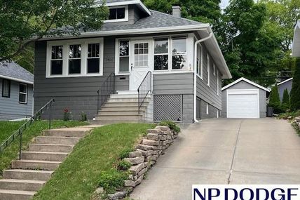1406 S 55 Street , Omaha, NE 68106