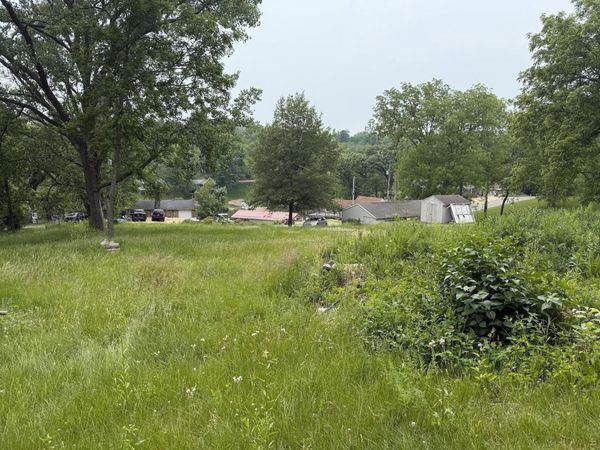 23107 Lake Shore Drive, Bernard, IA 52032