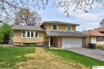 14812 L Street , Omaha, NE 68137