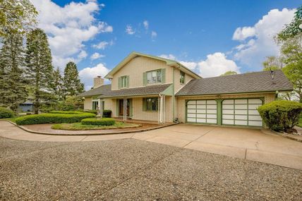 30 BUENA VISTA Drive, COUNCIL BLUFFS, IA 51503