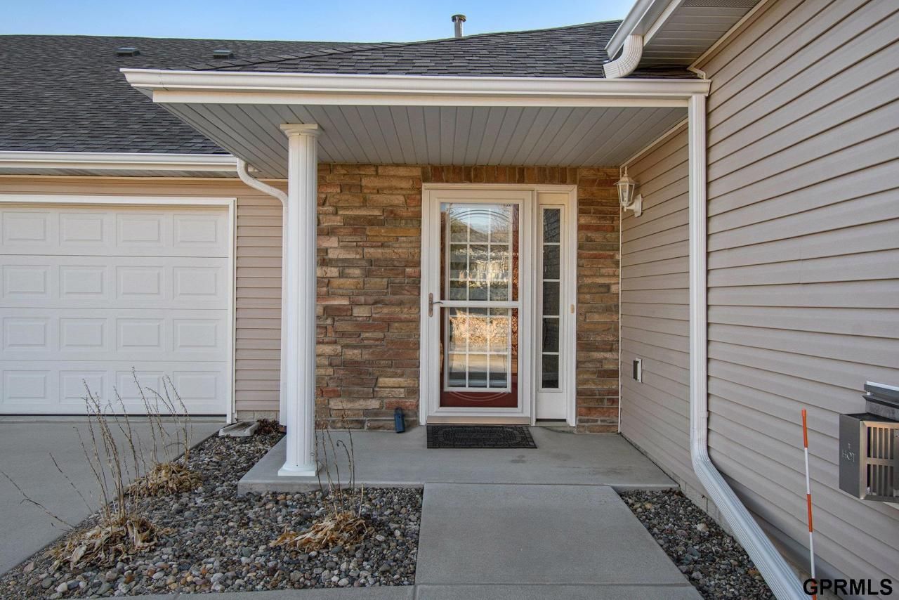 8655 N 161st Plaza , Bennington, NE 68007