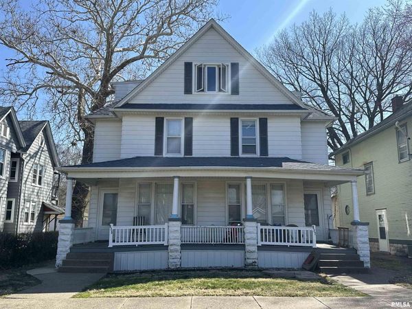 835 21ST Street, Rock Island, IL 61201