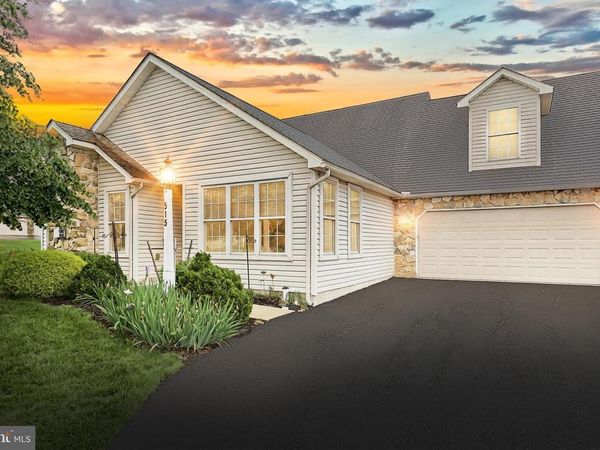 515 MAHOPAC DRIVE, RED LION, PA 17356