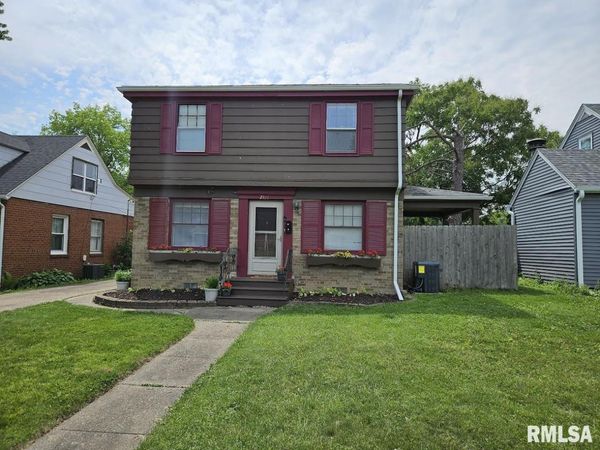 2336 24 1/2 Street, Rock Island, IL 61201