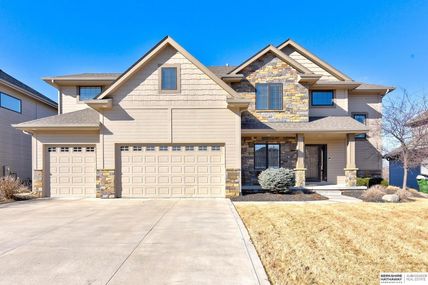 2202 N 179 Street , Omaha, NE 68116
