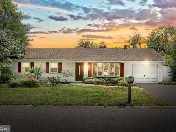 4 FIELDSTONE CIRCLE, SHREWSBURY, PA 17361