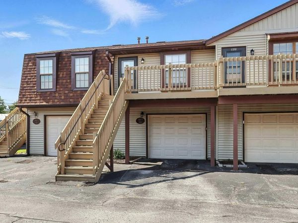4011 LILLIE Avenue, Unit 106, Davenport, IA 52806