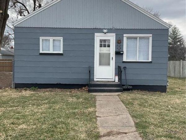 2013 S 13Th Street, Burlington, IA 52601