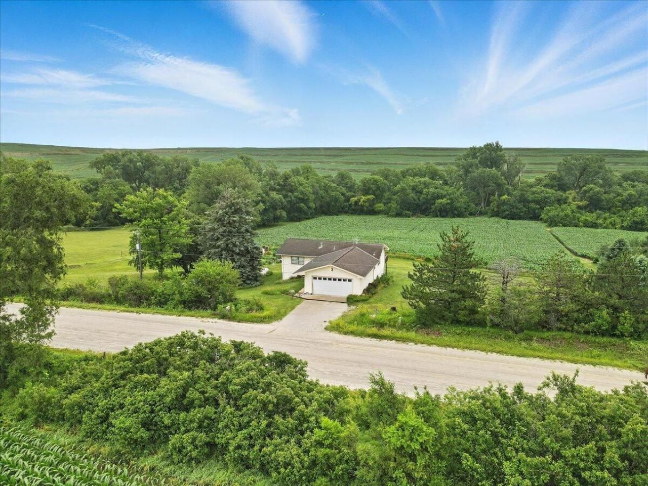 28329 270TH Street, NEOLA, IA 51559